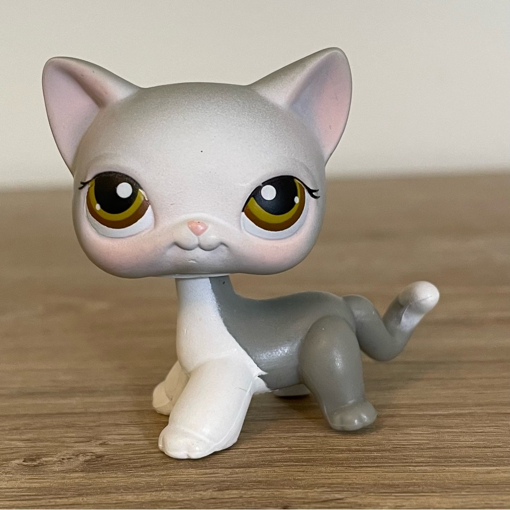 2004 Littlest Pet Shop Short Haired Cat #138